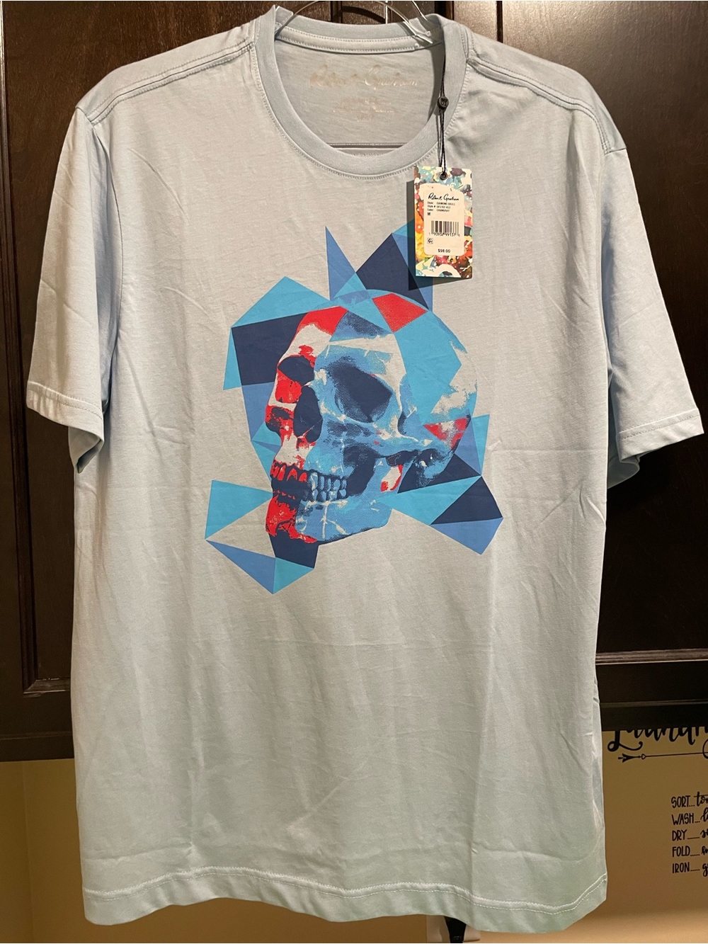 NWT Robert Graham “Diamond Skull” Tee Medium